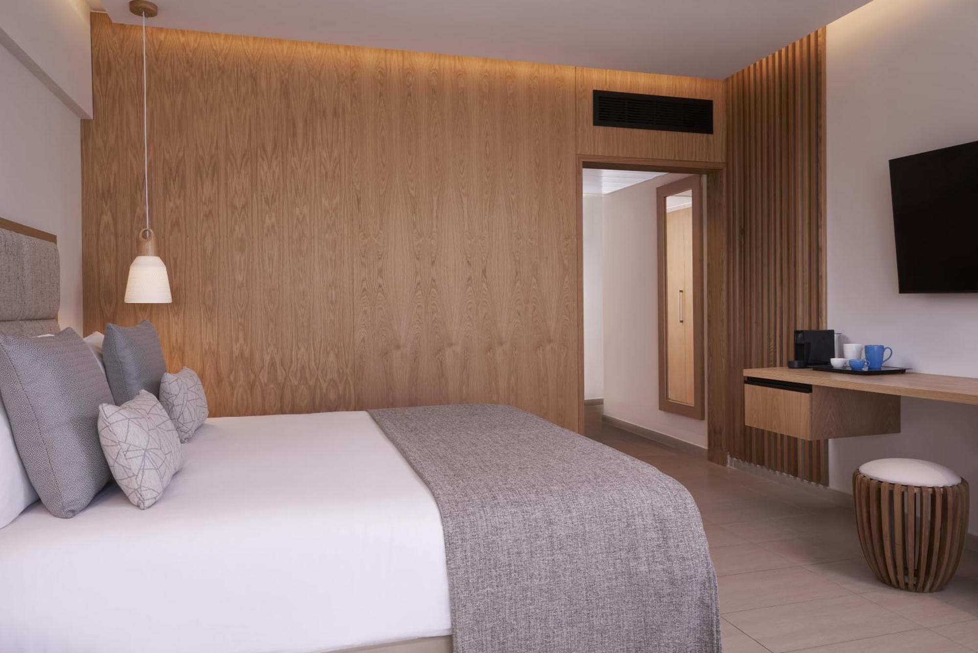 Отель Atlantica Bay - Adults Only