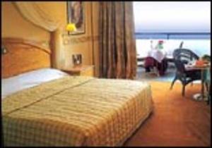 Atlantica Bay - Adults Only 4* לימסול